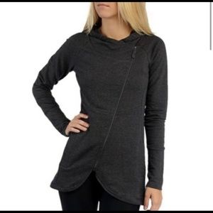 The North Face Tadasana Asymmetrical Yoga Wrap